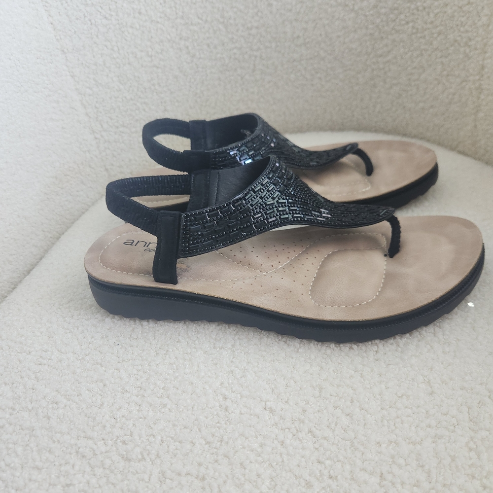 Elegant Black Beaded Women's Sandals - Picture 6 of 17